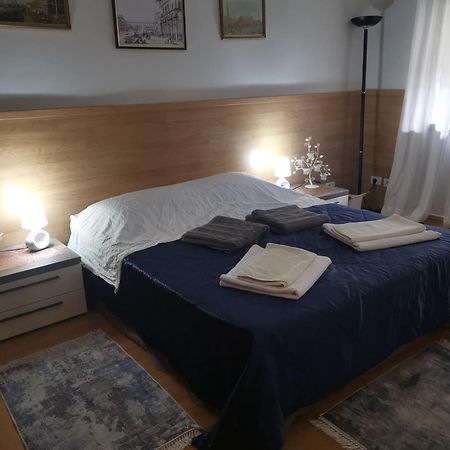 Downtown Authentic Apartment Tirana Myslym Shyri Ngoại thất bức ảnh