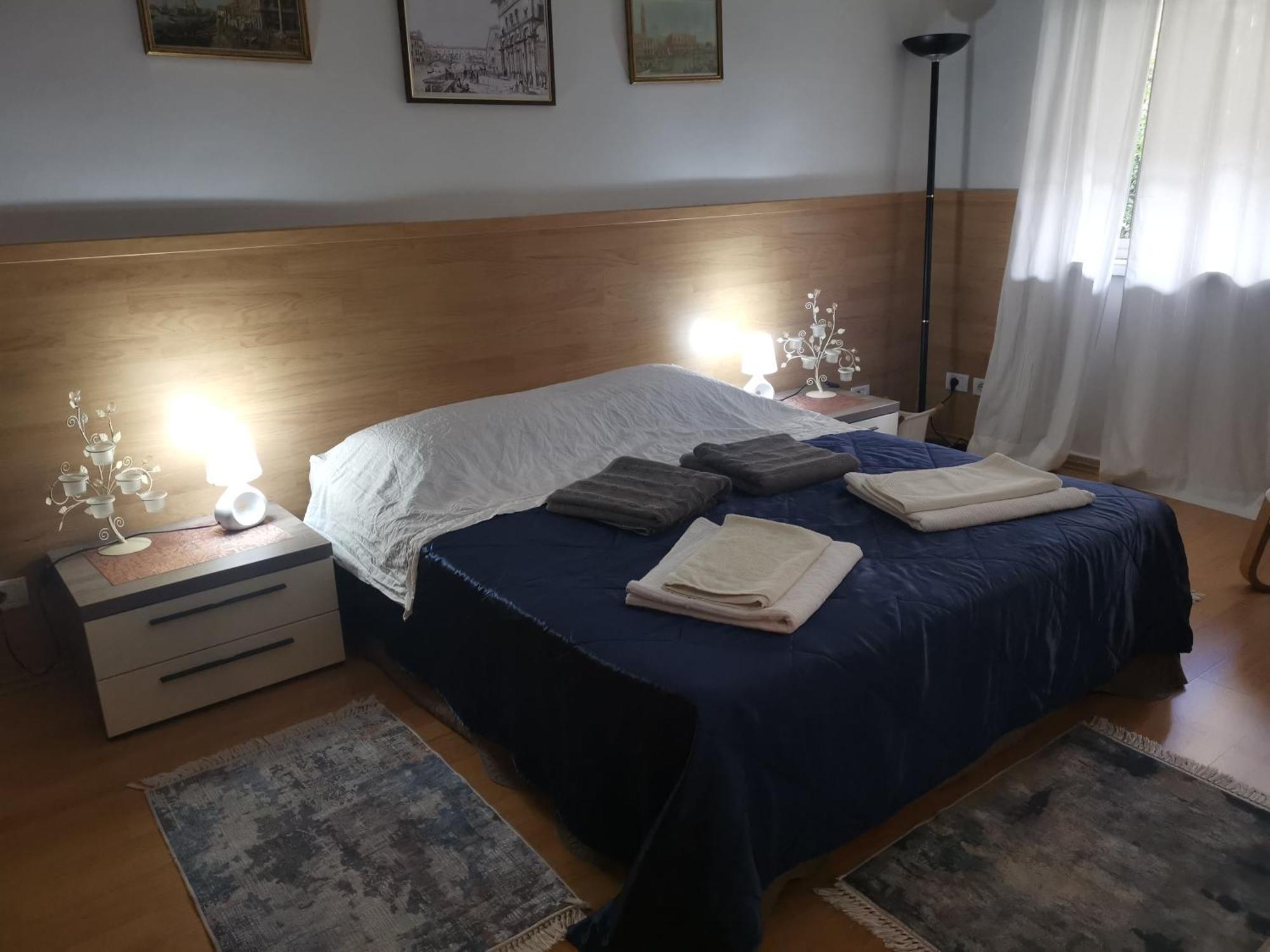 Downtown Authentic Apartment Tirana Myslym Shyri Ngoại thất bức ảnh